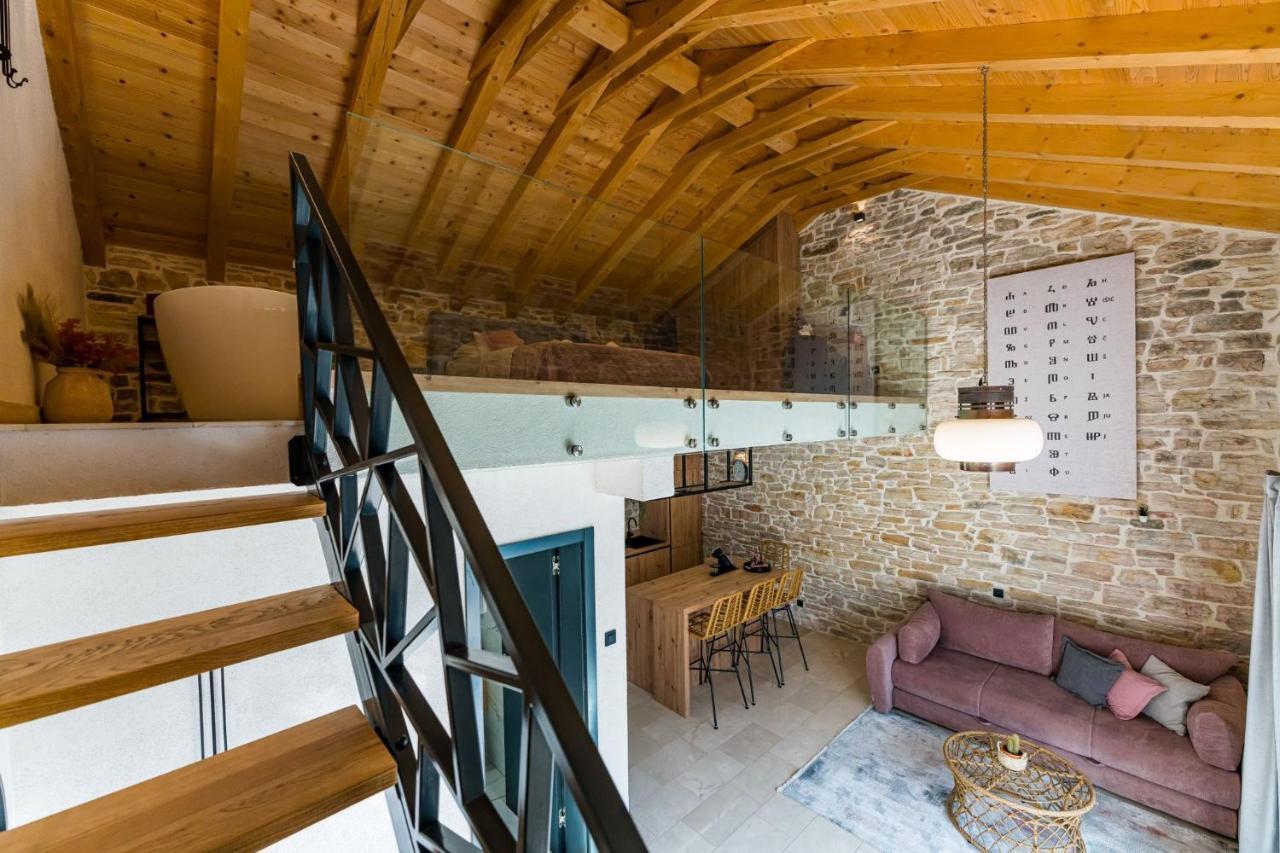 Stone House With Pool Poeta Villa Pridraga Exterior photo